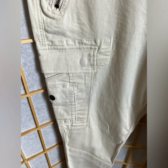 Polo by Ralph Lauren Cream Cargo Pants Relaxed Fit - Picture 7 of 13